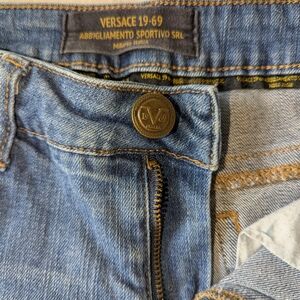 Versace Women's Light Blue Cropped Ankle Jeans A-1005